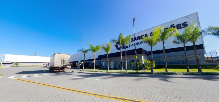 sanca-cl-aeroporto-02_upscaled-pichi